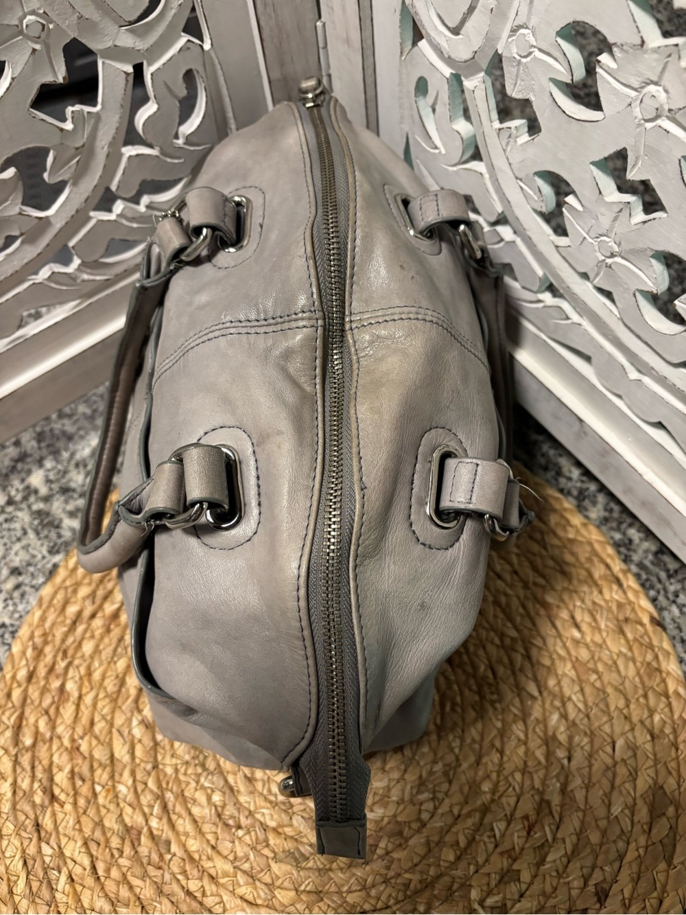 Danier Grey Leather Duffel Satchel - Picture 8 of 14
